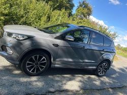 Grau Gebraucht 2019 Ford Kuga ST-Line SUV | 15.000 € (Fairer Preis)