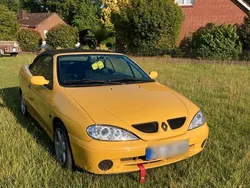 Gelb Gebraucht 2001 Renault Mégane Cabriolet Cabrio | 2.000 € (Guter Preis)