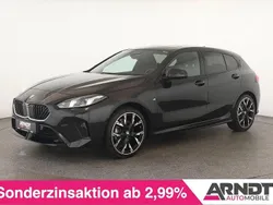 Saphirschwarz Gebraucht 2024 BMW 120 Performance Kleinwagen | 35.584 € (Fairer Preis)