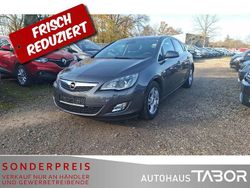 Karbongrau/technical grey Gebraucht 2011 Opel Astra Innovation Limousine | 5.885 € (Fairer Preis)