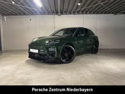 Oakgrünmetallic neo Gebraucht 2024 Porsche Macan Turbo SUV | 109.900 € (Fairer Preis)