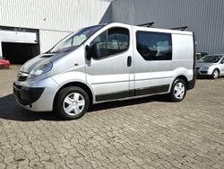 Schwarz metallic Gebraucht 2010 Opel Vivaro Van | 4.450 € (Superpreis)