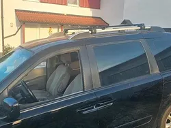 Schwarz Gebraucht 2008 Kia Carnival Van / Kleinbus | 550 €