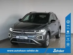 Grau(metallic) Gebraucht 2024 VW T-Roc Move SUV | 33.908 € (Fairer Preis)