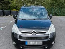 Schwarz Gebraucht 2010 Citroën Berlingo Van / Kleinbus | 4.800 € (Fairer Preis)