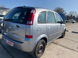 Silber Gebraucht 2004 Opel Meriva Cosmo Van / Kleinbus | 2.700 € (Teuer)
