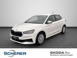 Candyweiß Gebraucht 2022 Skoda Fabia Active Limousine | 13.290 € (Fairer Preis)