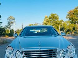 Silber Gebraucht 2004 Mercedes E200 Limousine | 6.399 € (Fairer Preis)