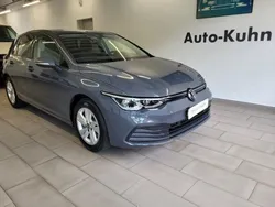 Grau Gebraucht 2023 VW Golf VIII Life Kleinwagen | 24.500 € (Fairer Preis)