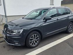 Grau Gebraucht 2018 VW Tiguan Comfortline SUV | 18.990 € (Etwas zu teuer)