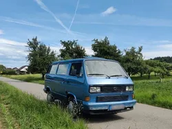 Blau Gebraucht 1997 VW Caravelle Van / Kleinbus | 9.000 €