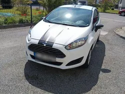 Weiß Gebraucht 2015 Ford Fiesta Trend Kleinwagen | 5.100 € (Guter Preis)