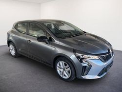 Dolomit grau dolomit grau Gebraucht 2024 Renault Clio V Evolution Kleinwagen | 19.914 € (Etwas zu teuer)