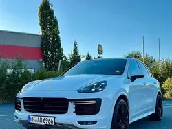 Weiß Gebraucht 2016 Porsche Cayenne GTS SUV | 43.000 € (Teuer)