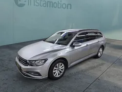 Silber Gebraucht 2024 VW Passat Van / Kleinbus | 33.530 € (Teuer)