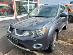 Grau Gebraucht 2007 Mitsubishi Outlander Inform SUV | 1.999 €