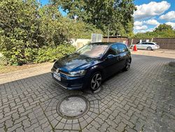Blau Gebraucht 2015 VW Golf VII Limousine | 14.300 € (Teuer)
