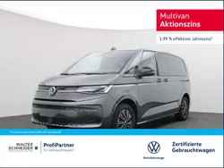 Indiumgrau metallic Gebraucht 2024 VW T7 Goal Van | 52.480 € (Superpreis)