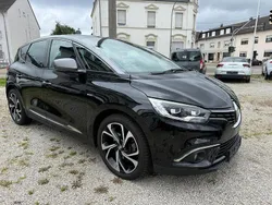 Schwarz Gebraucht 2018 Renault Scénic IV Bose Edition Van / Kleinbus | 16.400 € (Fairer Preis)