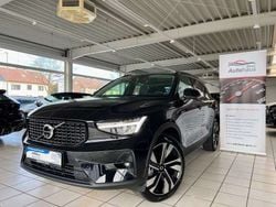 Onyx black / metallic Gebraucht 2024 Volvo XC40 Plus SUV | 33.050 € (Superpreis)