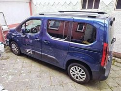 Blau Gebraucht 2020 Citroën Berlingo Shine Van / Kleinbus | 17.500 € (Guter Preis)