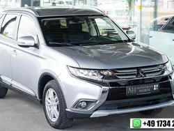 Silber Gebraucht 2018 Mitsubishi Outlander Edition SUV | 20.990 € (Fairer Preis)