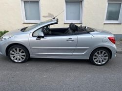 Silber Gebraucht 2008 Peugeot 207 CC Premium Cabrio | 2.500 € (Fairer Preis)