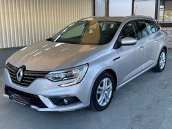 Grau Gebraucht 2019 Renault Mégane GrandTour Business Kombi | 12.800 € (Fairer Preis)