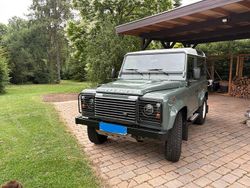Grün Gebraucht 2015 Land Rover Defender Kombi | 45.000 € (Superpreis)