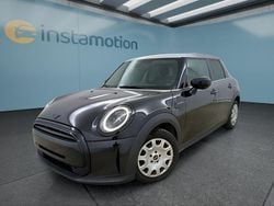 Schwarz Gebraucht 2023 Mini Cooper Kleinwagen | 24.549 € (Etwas zu teuer)