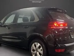 Schwarz Gebraucht 2017 Citroën C4 Picasso PureTech Van / Kleinbus | 10.700 € (Fairer Preis)