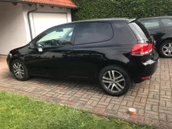 Schwarz Gebraucht 2009 VW Golf VI Comfortline Limousine | 3.990 € (Fairer Preis)