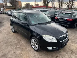 Schwarz Gebraucht 2008 Skoda Fabia Sport Limousine | 5.800 € (Fairer Preis)