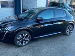 Schwarz Gebraucht 2021 Peugeot e-208 GT Kleinwagen | 13.998 € (Guter Preis)
