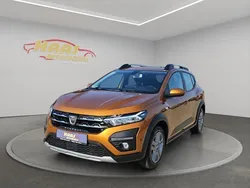 Orange Gebraucht 2021 Dacia Sandero Comfort Kleinwagen | 12.900 € (Fairer Preis)