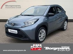 Grau Gebraucht 2024 Toyota Aygo Business Edition Kleinwagen | 16.290 € (Fairer Preis)