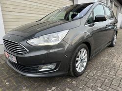 Grau Gebraucht 2015 Ford Grand C-Max Titanium Van / Kleinbus | 9.999 € (Fairer Preis)