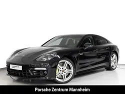 Tiefschwarzmetallic Gebraucht 2022 Porsche Panamera 4 Platinum Edition Limousine | 89.900 € (Teuer)