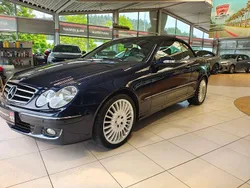 Blau Gebraucht 2009 Mercedes CLK200 Cabrio | 9.900 € (Fairer Preis)