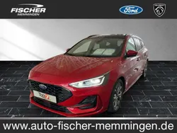 Fantastic red (rot) Gebraucht 2023 Ford Focus ST-Line Kombi | 26.400 € (Fairer Preis)