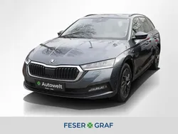 Quarz grau Gebraucht 2022 Skoda Octavia Clever Kombi | 20.440 € (Guter Preis)