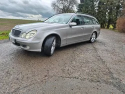 Grau Gebraucht 2004 Mercedes E270 Kombi | 1.800 € (Fairer Preis)