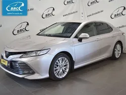Toyota Camry Hybrid