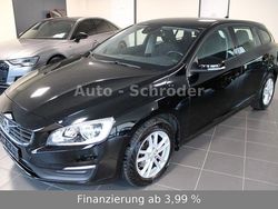 Schwarz Gebraucht 2018 Volvo V60 Kinetic Kombi | 13.490 € (Superpreis)