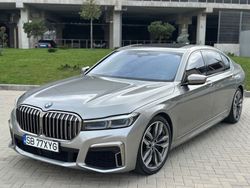 Grau Gebraucht 2020 BMW M760 Executive Limousine | 89.999 €
