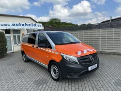 Orange (metallic) Gebraucht 2019 Mercedes Vito Van / Kleinbus | 33.995 € (Teuer)
