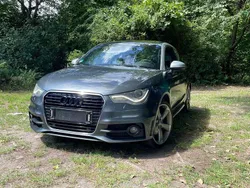 Grau Gebraucht 2012 Audi A1 S-Line Kleinwagen | 9.950 € (Guter Preis)