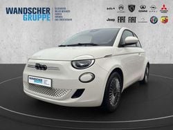 Weißschwarz Gebraucht 2023 Fiat 500e Basis Kleinwagen | 18.490 € (Superpreis)