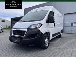 Weiß lackierung weiss icy/deckende lacki Gebraucht 2023 Peugeot Boxer Van | 25.990 € (Etwas zu teuer)