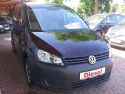 Aubergine Gebraucht 2012 VW Caddy Edition Van / Kleinbus | 8.950 € (Etwas zu teuer)